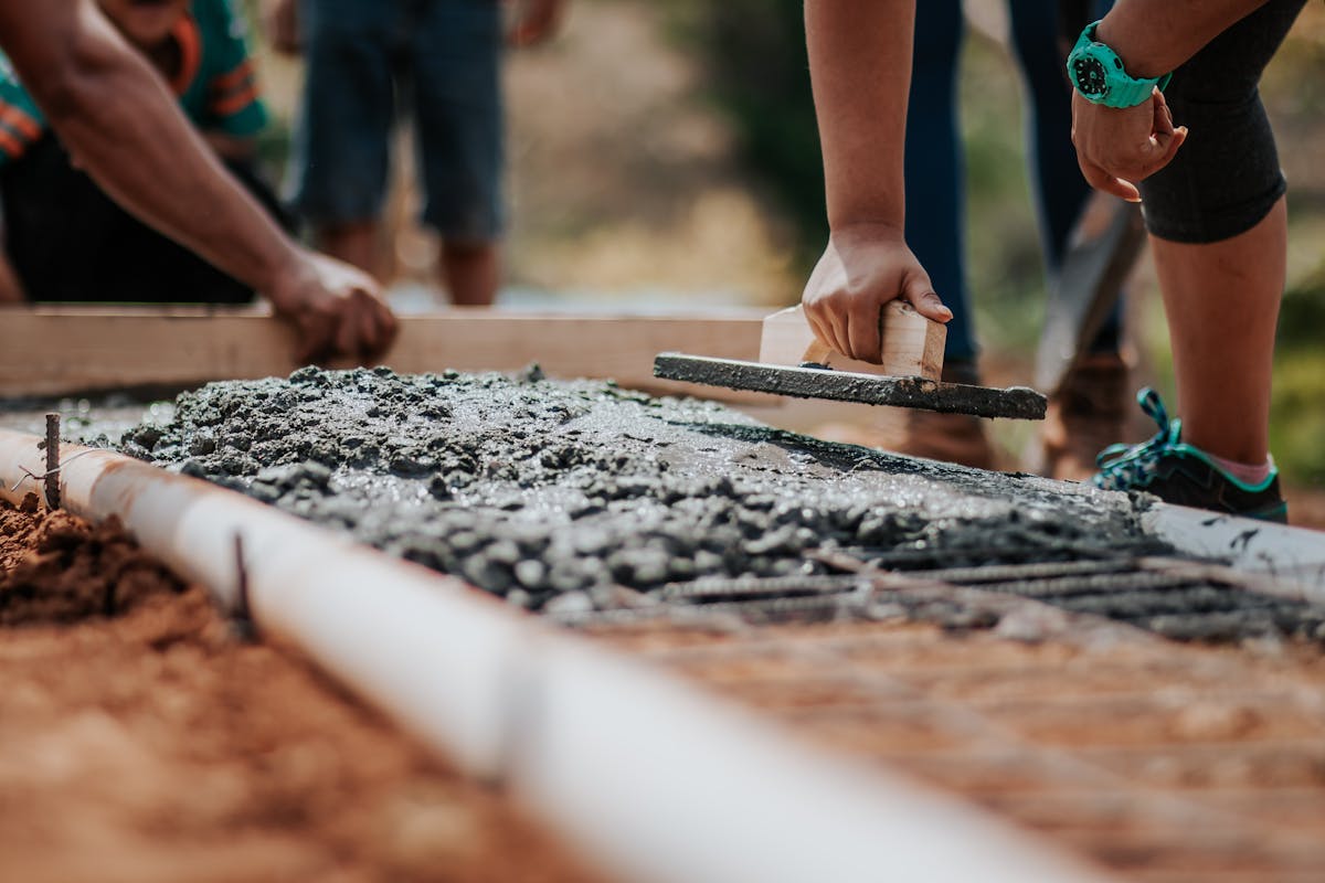 Flat Roof Maintenance Tips for Florida Commercial Building Owners